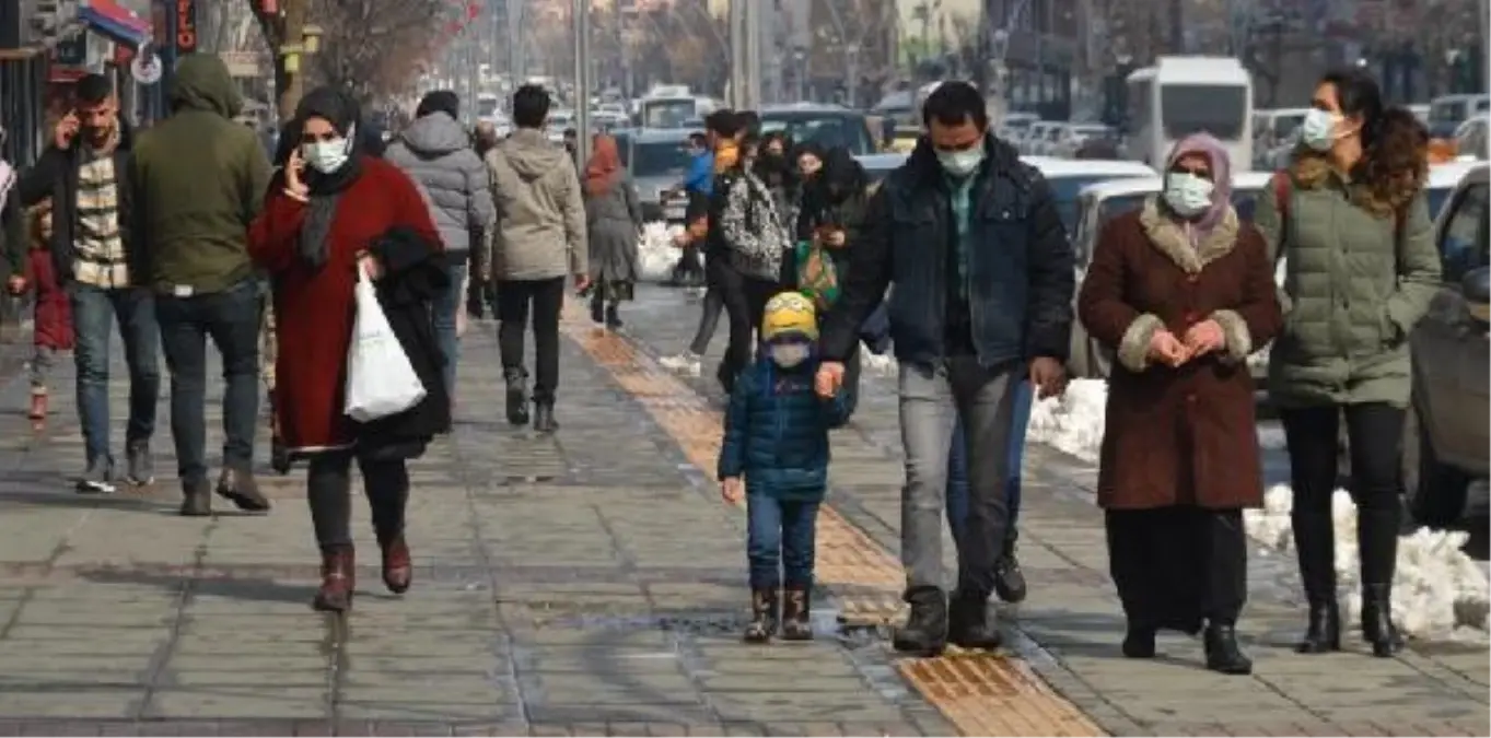 Son dakika haberi! Mavi kategorideki Muş'ta validen 'gevşeme' uyarısı: Herkes maske takacak