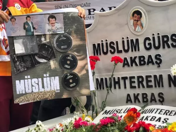 MÜSLÜM GÜRSES ÖLÜMÜNÜN 8. YILINDA MEZARI BAŞINDA ANILDI MÜSLÜM GÜRSES ÖLÜMÜNÜN 8. YILINDA MEZARI BAŞINDA ANILDI