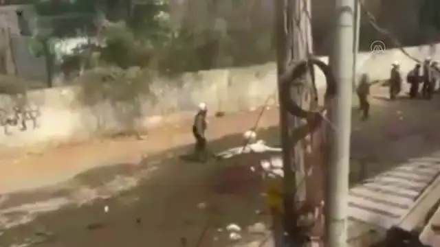 Myanmar'da güvenlik güçleri protestoculara karşı gerçek mermi kullandı: 6 ölü Myanmar'da güvenlik güçleri protestoculara karşı gerçek mermi kullandı: 6 ölü