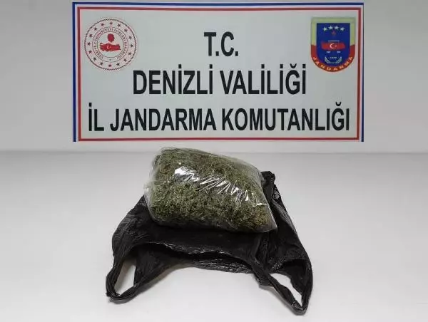Stepneden uyuşturucu çıktı Stepneden uyuşturucu çıktı