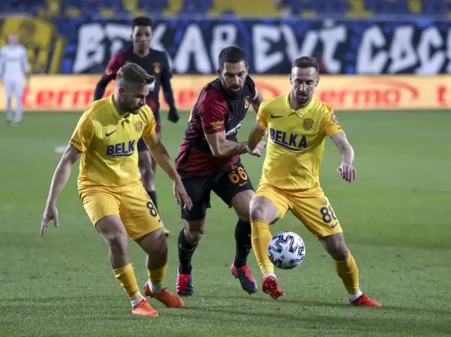 Hikmet Karaman'dan Galatasaray maçı yorumu Hikmet Karaman'dan Galatasaray maçı yorumu