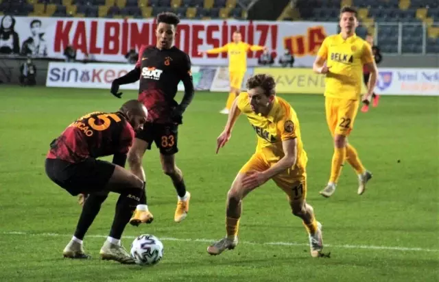 Hikmet Karaman'dan Galatasaray maçı yorumu Hikmet Karaman'dan Galatasaray maçı yorumu