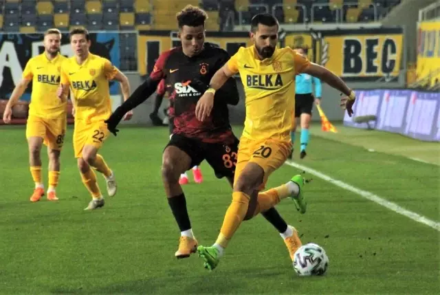 Hikmet Karaman'dan Galatasaray maçı yorumu Hikmet Karaman'dan Galatasaray maçı yorumu