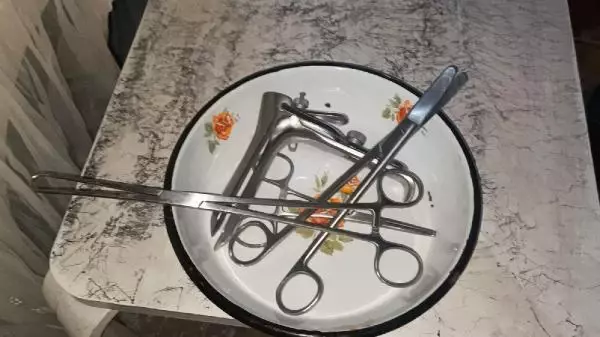 Suriyeli kadınlara kürtaj yapan sahte doktor gözaltına alındı Suriyeli kadınlara kürtaj yapan sahte doktor gözaltına alındı