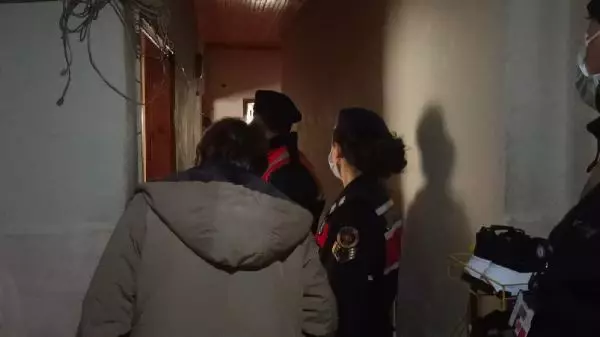Suriyeli kadınlara kürtaj yapan sahte doktor gözaltına alındı Suriyeli kadınlara kürtaj yapan sahte doktor gözaltına alındı