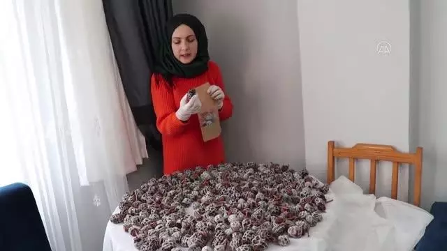 Tarıma yönelen genç kadın girişimcinin ürettiği doğal ürünler ilgi görüyor Tarıma yönelen genç kadın girişimcinin ürettiği doğal ürünler ilgi görüyor
