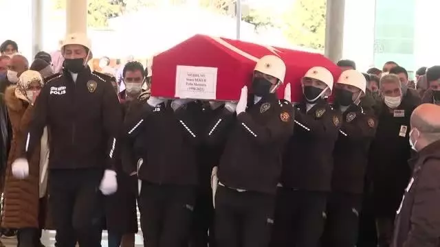 TBMM Başkanı Şentop, Sema Şeker'in cenaze törenine katıldı TBMM Başkanı Şentop, Sema Şeker'in cenaze törenine katıldı