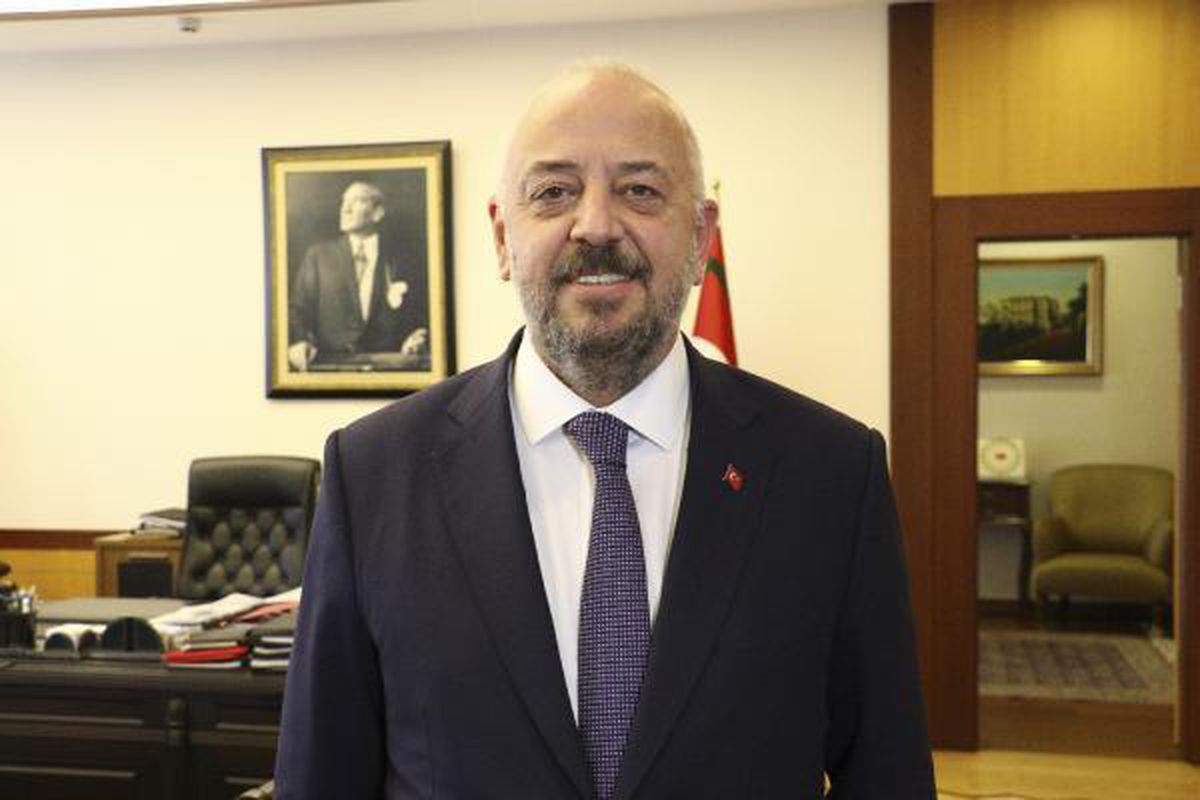 Son dakika... Ticaret Bakan Yardımcısı Turagay: İhracatçılarımıza 4,2 milyar TL kaynak aktaracağız