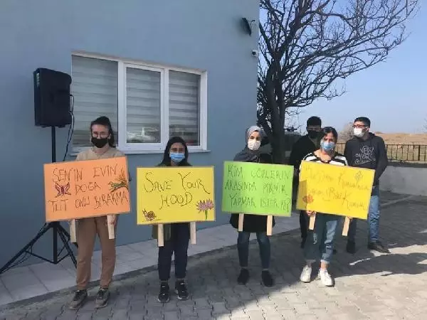 Türkiye ve Yunanistan sahillerinde eş zamanlı çöpler toplandı Türkiye ve Yunanistan sahillerinde eş zamanlı çöpler toplandı