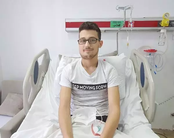 Yüzündeki dev tümörden 'sanal ameliyat' ile kurtuldu Yüzündeki dev tümörden 'sanal ameliyat' ile kurtuldu