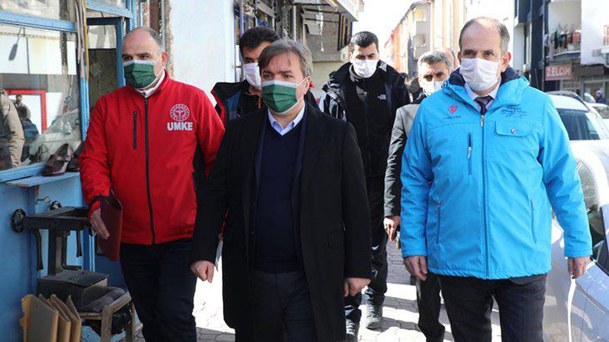 Aksaray'da pazar günü istisnalar ortadan kaldırılarak sokağa çıkma yasağı uygulanacak! Bakkallar bile kapanacak
