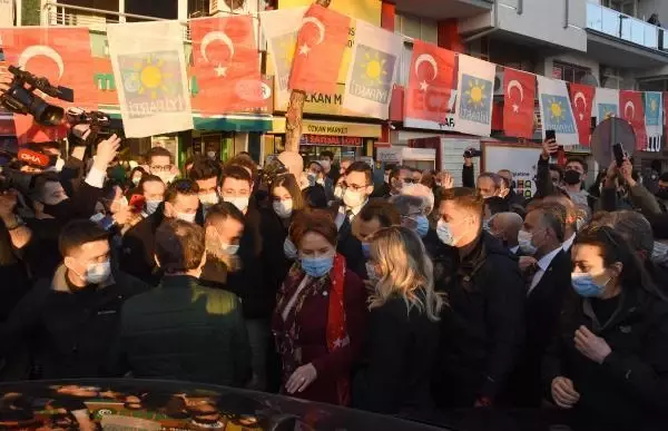 Akşener: Ümit Özdağ'a hayatta başarılar (2) Akşener: Ümit Özdağ'a hayatta başarılar (2)