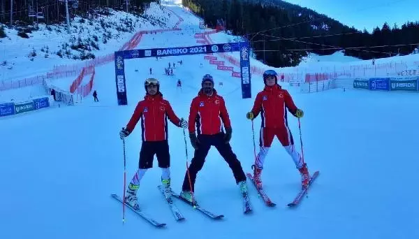Alp disiplini sporcuları Dünya Gençler Şampiyonası'nda yarışıyor Alp disiplini sporcuları Dünya Gençler Şampiyonası'nda yarışıyor
