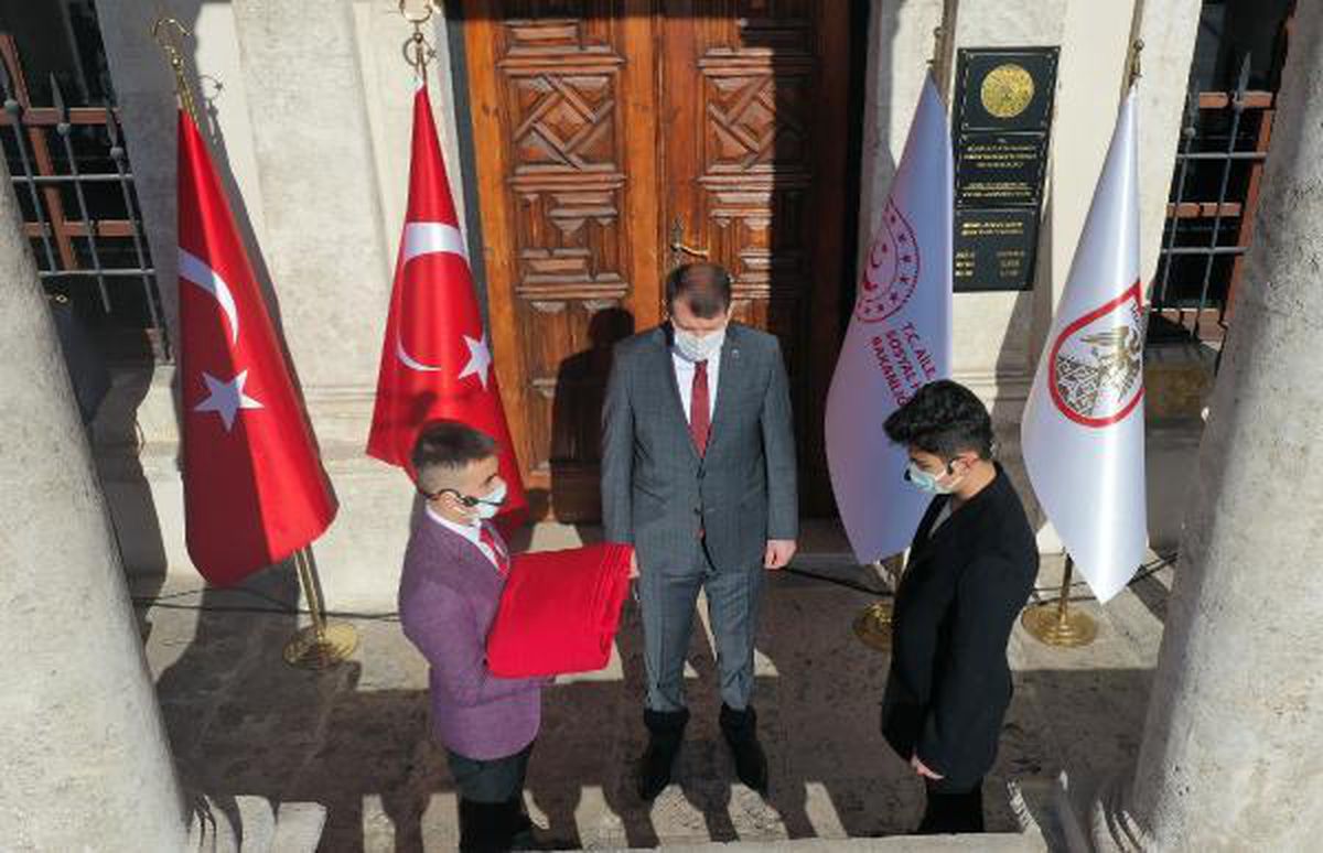'Anadolu Gönül Yolu' projesinde bayrak, Yozgat'tan sonra Sivas'ta