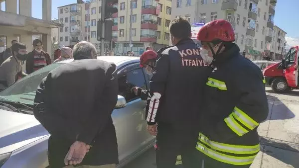 Son dakika haberi! Araçta kilitli kalan 2 kardeşi, itfaiye kurtardı Son dakika haberi! Araçta kilitli kalan 2 kardeşi, itfaiye kurtardı