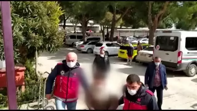 BALIKESİR - Ölü bulunan İranlı kadının katili 2500 saatlik kamera kayıtları izlenerek yakalandı BALIKESİR - Ölü bulunan İranlı kadının katili 2500 saatlik kamera kayıtları izlenerek yakalandı