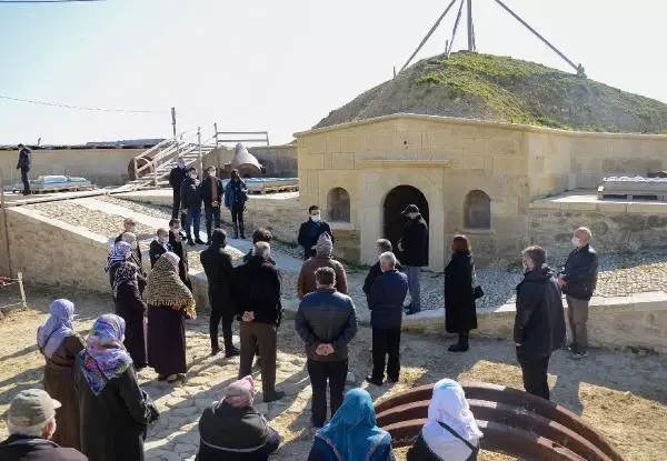 Bigalı Mehmet Çavuş, kahramanlık gösterdiği Seddülbahir Kalesi'nde anıldı Bigalı Mehmet Çavuş, kahramanlık gösterdiği Seddülbahir Kalesi'nde anıldı