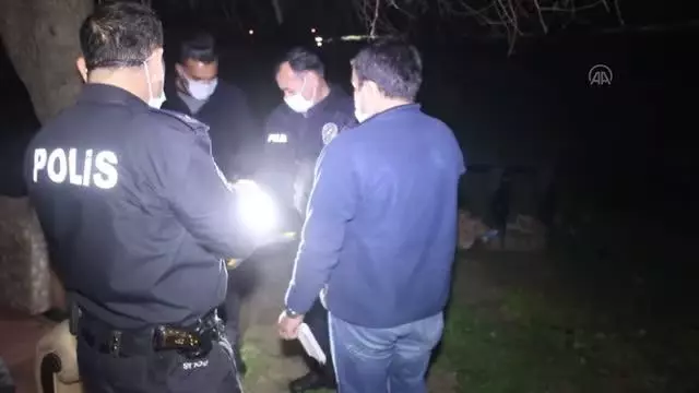 Bir kişi husumetlisiyle tartışırken eşini vurdu (2) Bir kişi husumetlisiyle tartışırken eşini vurdu (2)