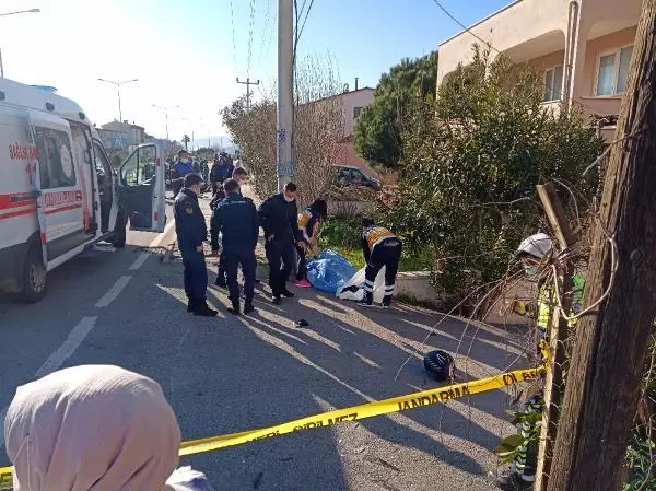 Son dakika haber! Çanakkale'de önce kaldırma ardından direğe çarpan motosikletteki uzman çavuş öldü Son dakika haber! Çanakkale'de önce kaldırma ardından direğe çarpan motosikletteki uzman çavuş öldü