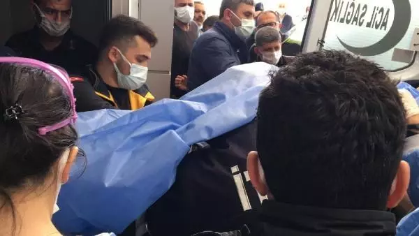Çapa yaparken ayağını tarım aracına kaptırdı Çapa yaparken ayağını tarım aracına kaptırdı