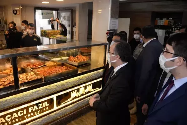 Son dakika: Çataklı: Durumu iyi olan iller dikkat etmeli, sıkıntılı durumda tedbirlerin çerçevesi değişebilir Son dakika: Çataklı: Durumu iyi olan iller dikkat etmeli, sıkıntılı durumda tedbirlerin çerçevesi değişebilir