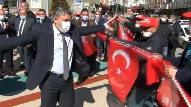 Maltepe'de olanları unutun! Bu ilçede toplu iş sözleşmesi davul zurna eşliğinde imzalandı Maltepe'de olanları unutun! Bu ilçede toplu iş sözleşmesi davul zurna eşliğinde imzalandı