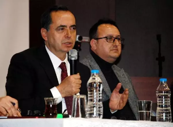 Gazipaşa'da Osmanlı tuğralı saatin kaldırılması tartışması: Biz Osmanlı kasabası değiliz Gazipaşa'da Osmanlı tuğralı saatin kaldırılması tartışması: Biz Osmanlı kasabası değiliz