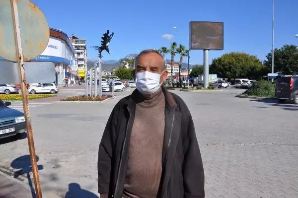 Gazipaşa'da Osmanlı tuğralı saatin kaldırılması tartışması: Biz Osmanlı kasabası değiliz (2) Gazipaşa'da Osmanlı tuğralı saatin kaldırılması tartışması: Biz Osmanlı kasabası değiliz (2)