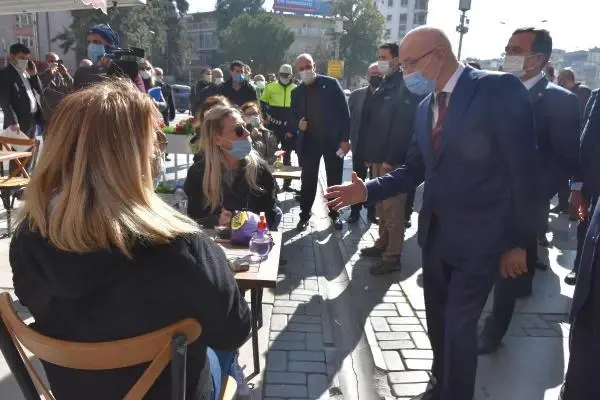 Son dakika... İçişleri Bakan Yardımcısı Erdil'den İzmir'de denetim Son dakika... İçişleri Bakan Yardımcısı Erdil'den İzmir'de denetim