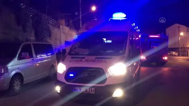 Son dakika haberleri... İki katlı evde çıkan yangında dumandan etkilenen iki kişi hastaneye kaldırıldı Son dakika haberleri... İki katlı evde çıkan yangında dumandan etkilenen iki kişi hastaneye kaldırıldı