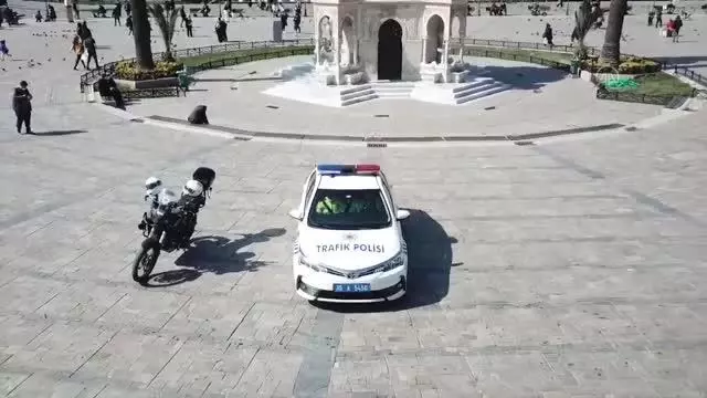 İzmir Valiliğinden 'Birlikte başaracağız' paylaşımı İzmir Valiliğinden 'Birlikte başaracağız' paylaşımı