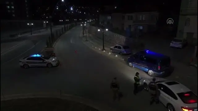 Jandarma Kovid-19 denetimi yaptı Jandarma Kovid-19 denetimi yaptı