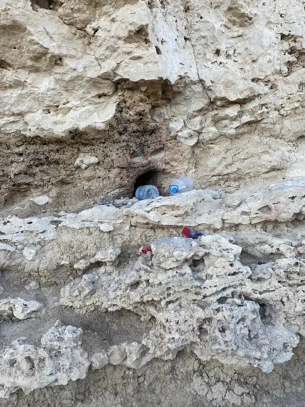 Kaçak kazı yaparken suçüstü yakalanan 2 kişiye gözaltı Kaçak kazı yaparken suçüstü yakalanan 2 kişiye gözaltı