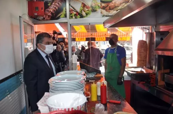 Karaman Valisi'nden uyarı: Kurallara uymazsak, mekanlar yeniden kapanır Karaman Valisi'nden uyarı: Kurallara uymazsak, mekanlar yeniden kapanır