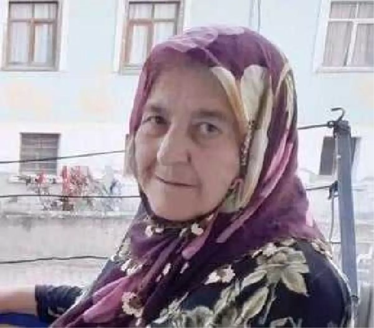 Son dakika: koca, 10 saat arayla koronavirüsten öldü