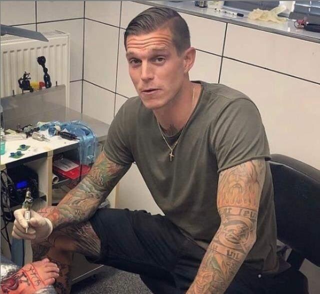 Daniel Agger, former football player of Liverpool, becomes tattoo artist after quitting football