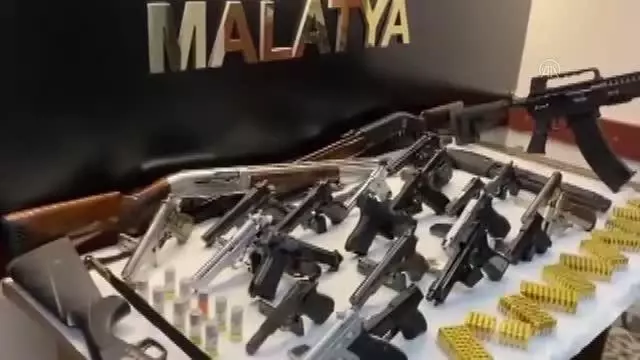 Son dakika haberleri! Organize suç örgütü operasyonunda 16 şüpheli yakalandı Son dakika haberleri! Organize suç örgütü operasyonunda 16 şüpheli yakalandı