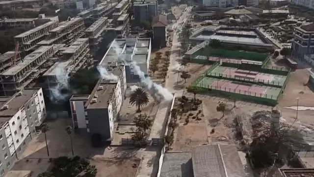 Senegal'de muhalif lidere yapılan gözaltı sokakları karıştırdı Senegal'de muhalif lidere yapılan gözaltı sokakları karıştırdı