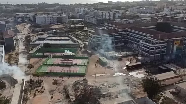 Senegal'de muhalif lidere yapılan gözaltı sokakları karıştırdı Senegal'de muhalif lidere yapılan gözaltı sokakları karıştırdı