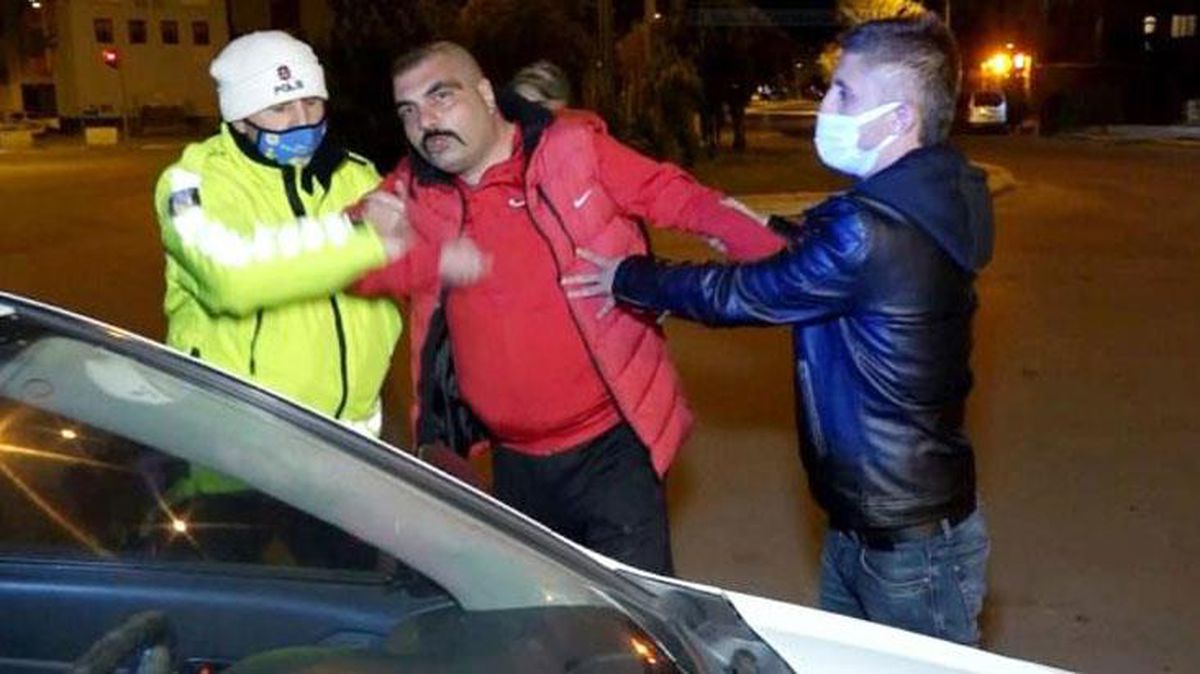 Alkollü araç kullanırken yakalandı, 'Alkol alıyorlar' diye şikayet etti