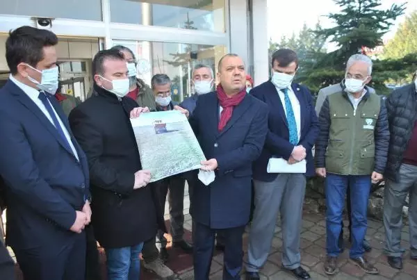 Tekirdağ'da kurulacak Plastik Organize Sanayi Bölgesi ÇED toplantısı, gerginlik nedeniyle yapılamadı Tekirdağ'da kurulacak Plastik Organize Sanayi Bölgesi ÇED toplantısı, gerginlik nedeniyle yapılamadı