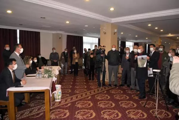 Tekirdağ'da kurulacak Plastik Organize Sanayi Bölgesi ÇED toplantısı, gerginlik nedeniyle yapılamadı Tekirdağ'da kurulacak Plastik Organize Sanayi Bölgesi ÇED toplantısı, gerginlik nedeniyle yapılamadı
