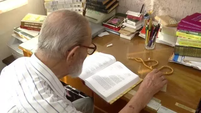 Türkiye ilim hafızalarından birini daha kaybetti (6) Türkiye ilim hafızalarından birini daha kaybetti (6)
