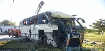 2 kişinin öldüğü kazada otobüs sürücüsü kendisini böyle savundu: Kaza, arızadan meydana geldi