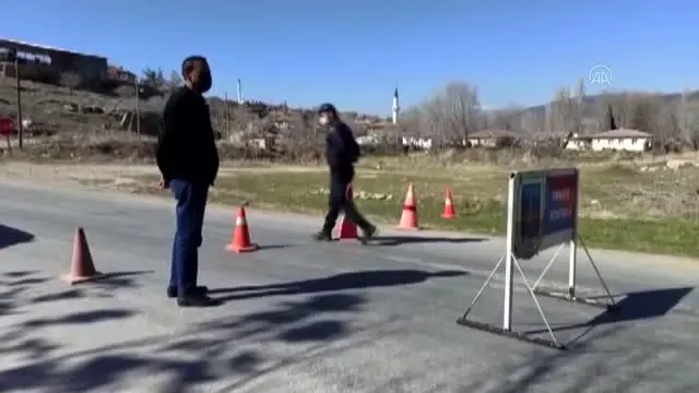 Afyonkarahisar'da bir köy ve bir binada Kovid-19 karantinası Afyonkarahisar'da bir köy ve bir binada Kovid-19 karantinası