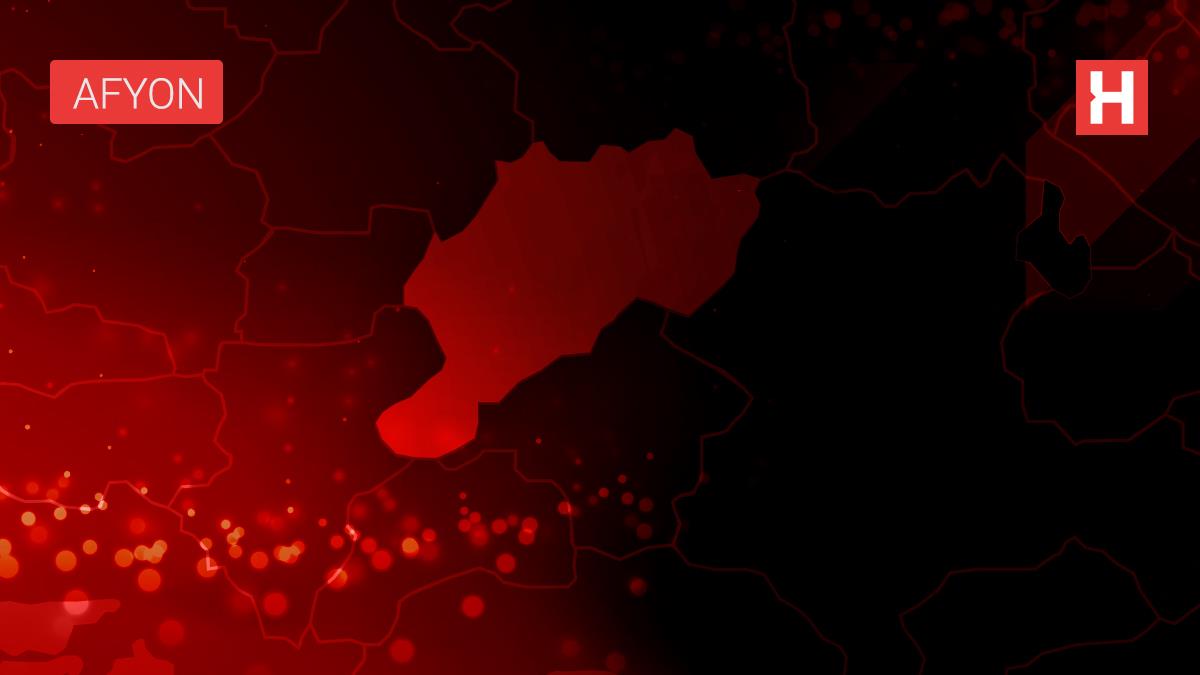 Son dakika haberleri... Afyonkarahisar'daki zincirleme trafik kazasında 5 kişi yaralandı