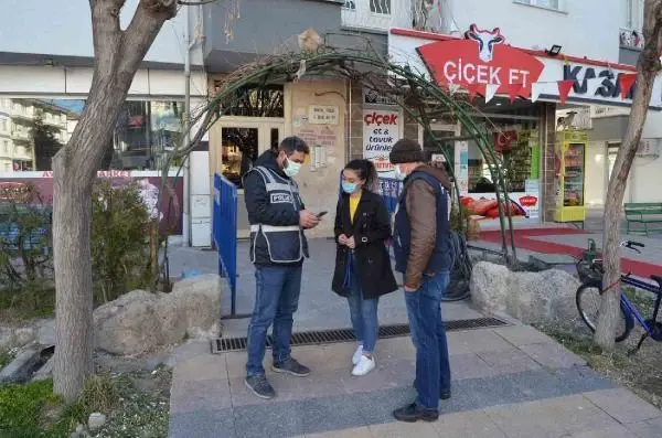 Aksaray'da 1 mahalle, 1 cadde ve 7 sokak, karantinaya alındı Aksaray'da 1 mahalle, 1 cadde ve 7 sokak, karantinaya alındı