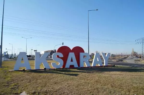 Aksaray'da 1 mahalle, 1 cadde ve 7 sokak, karantinaya alındı Aksaray'da 1 mahalle, 1 cadde ve 7 sokak, karantinaya alındı