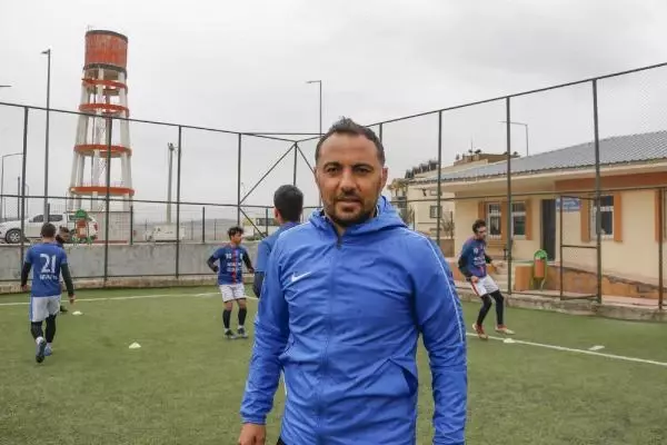 Amatör futbol okullarında 'normalleşme' sevinci Amatör futbol okullarında 'normalleşme' sevinci