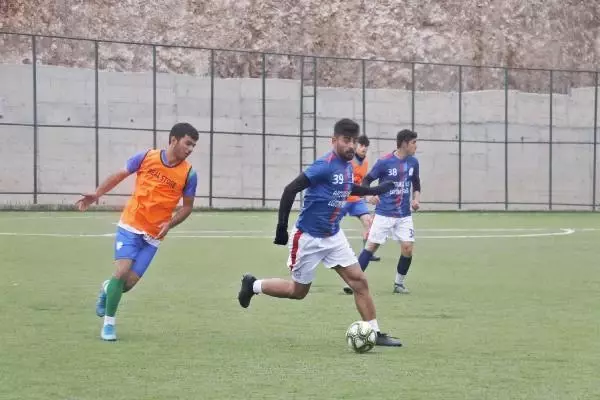 Amatör futbol okullarında 'normalleşme' sevinci Amatör futbol okullarında 'normalleşme' sevinci